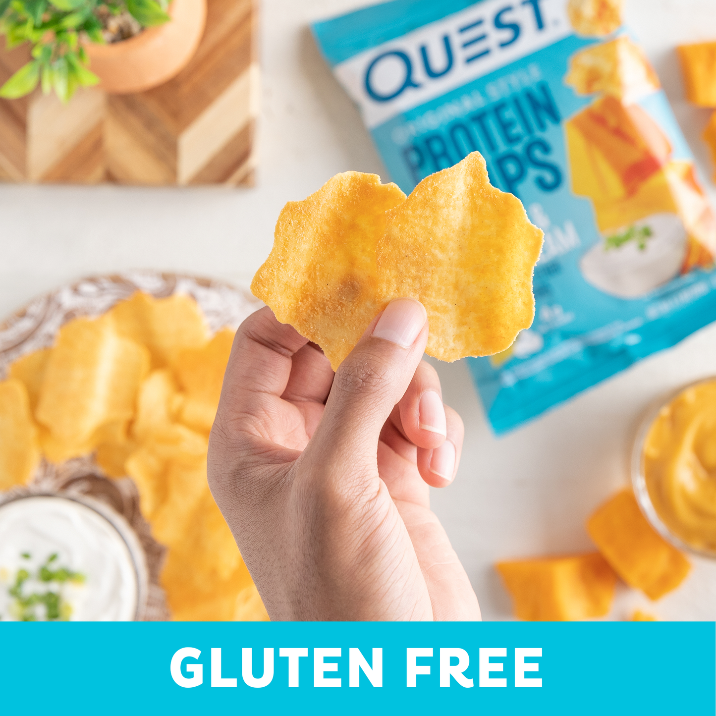cheddar-and-sour-cream-original-style-protein-chips-s6 qst-000296_cheddar-_-sour-cream-original-style-protein-chips_7.2.png